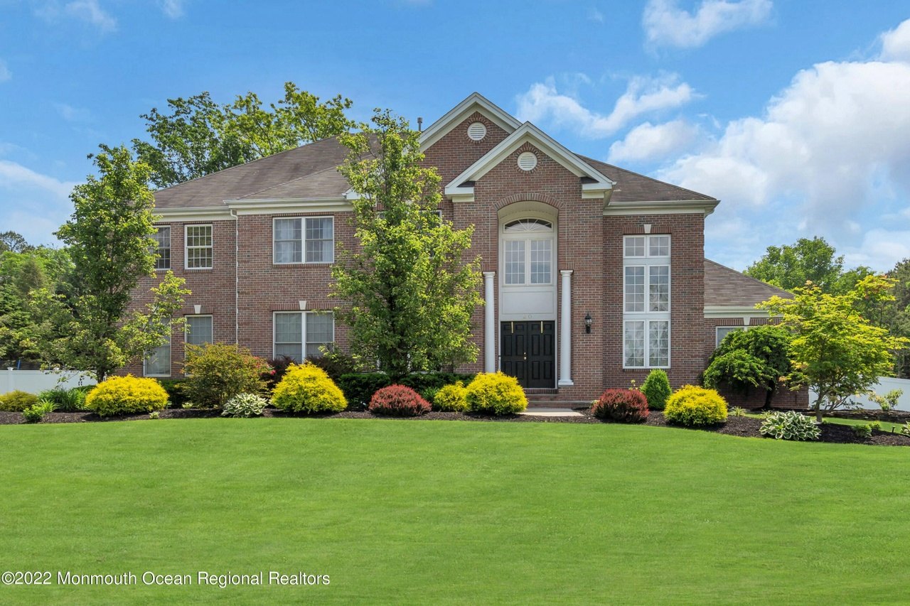 Home at 20 Short Hills Boulevard