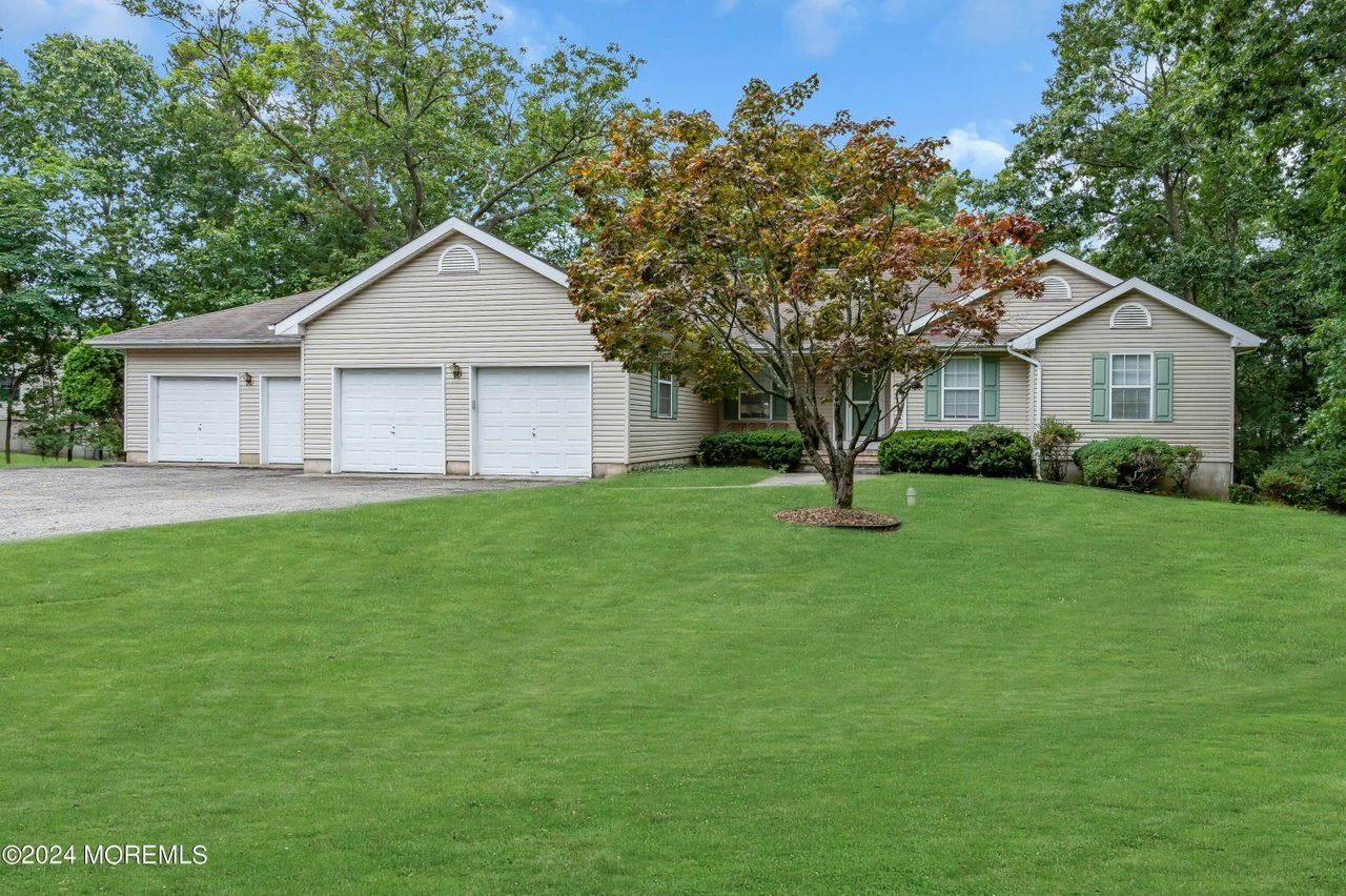 Home at 6 Stacy Court